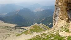 15 Vers la plaine de Montmaur depuis la grotte